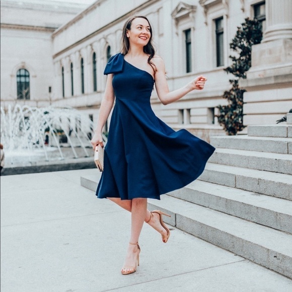 NWT Gal Meets Glam Celine One Shoulder Dress in Navy Size 00 - Picture 1 of 9